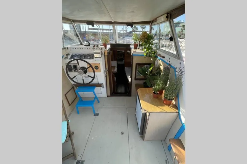 Botel Beautiful 70S Vintage Yacht Boat In Barcelona Hotel Sant Adria de Besos