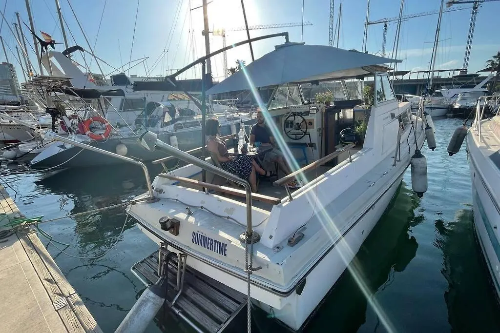 Botel Beautiful 70S Vintage Yacht Boat In Barcelona Hotel Sant Adria de Besos
